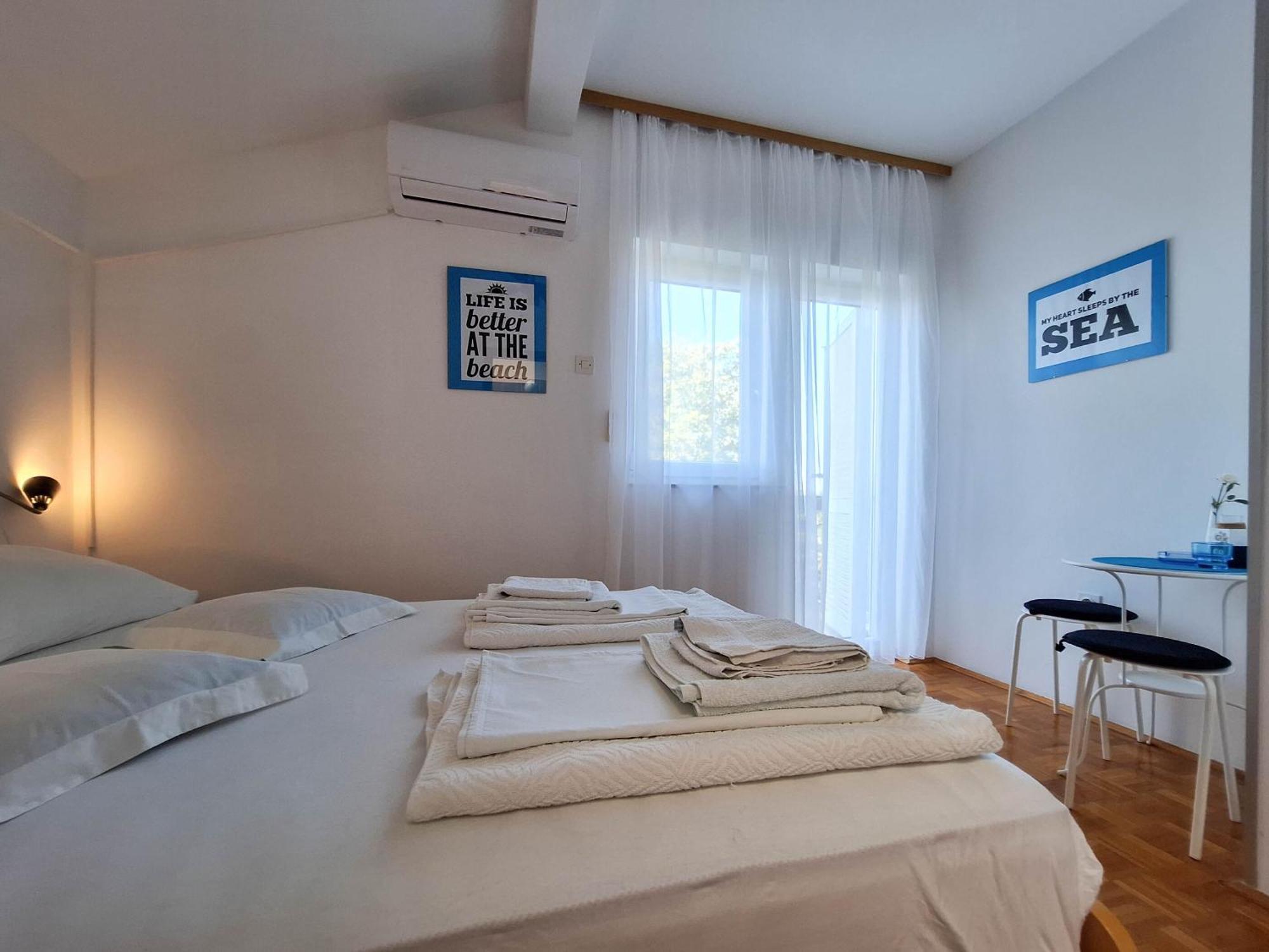 Rooms Sofija Selce Exteriör bild