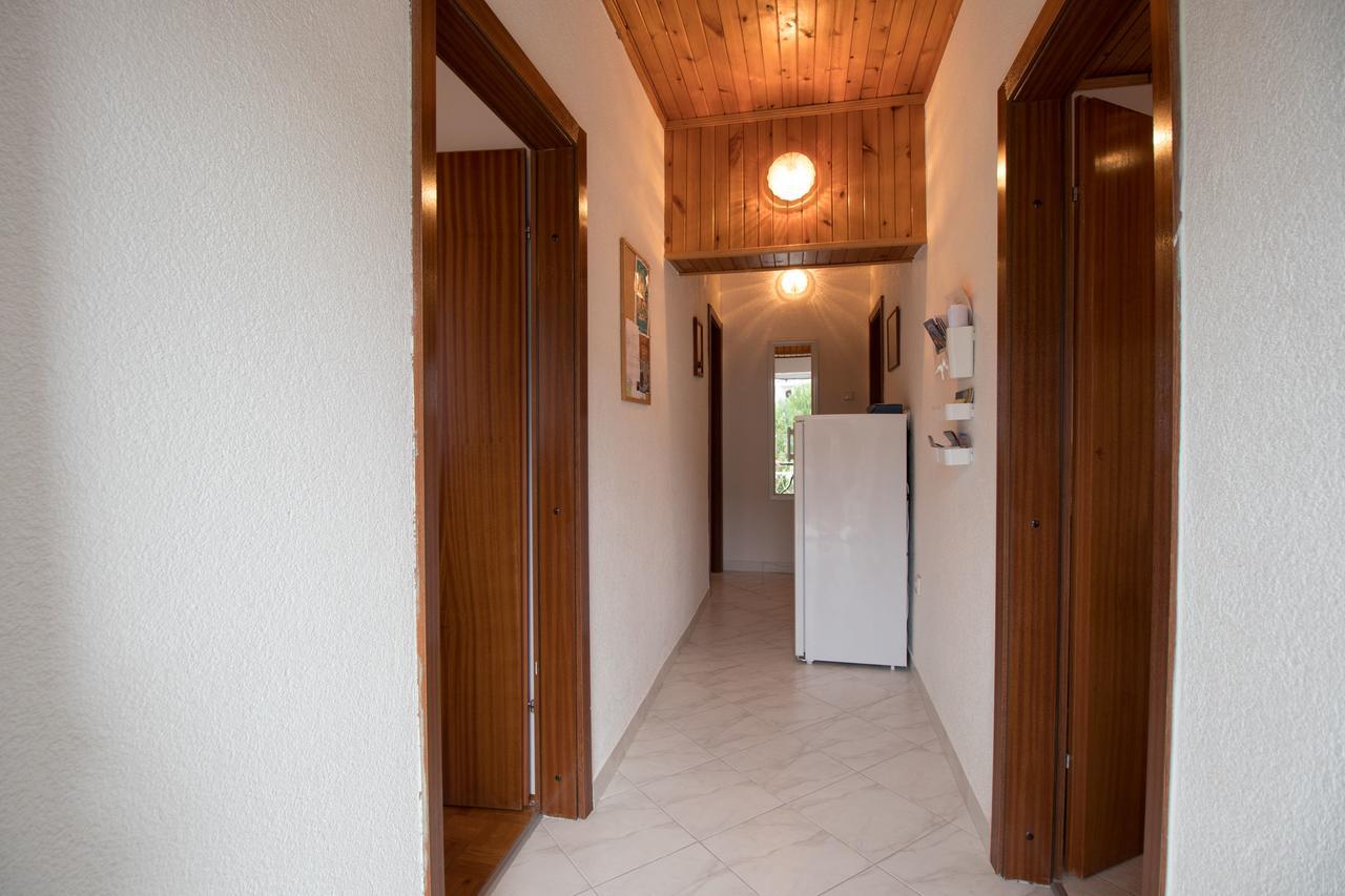 Rooms Sofija Selce Exteriör bild