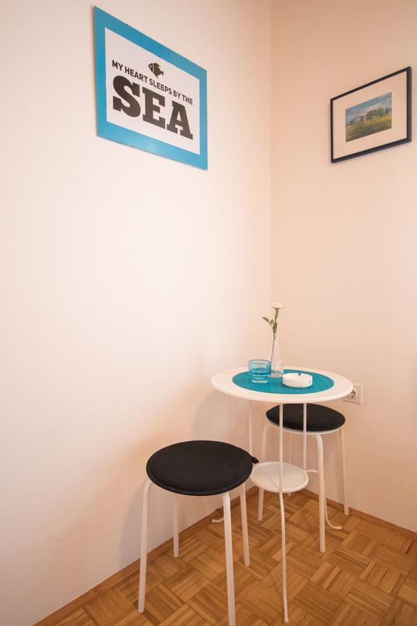 Rooms Sofija Selce Exteriör bild